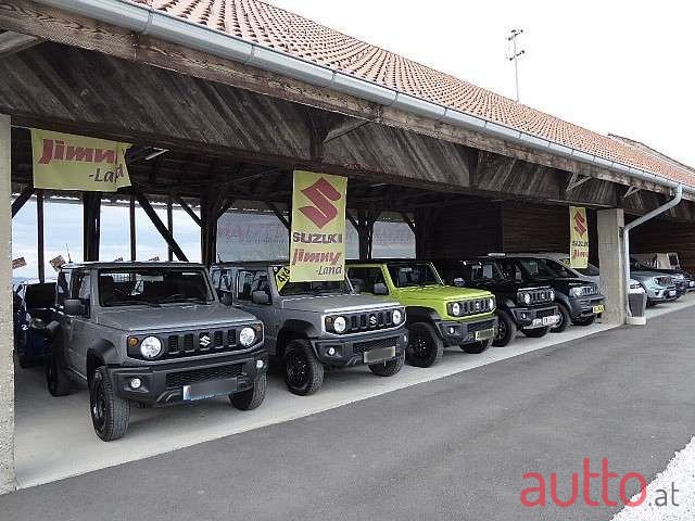 2022' Suzuki Jimny photo #2
