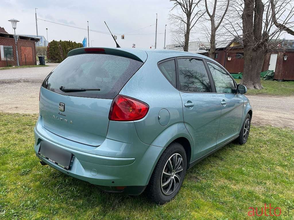 2009' SEAT Altea photo #6