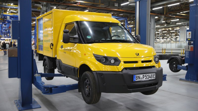Daimler engineers go undercover to get DHL StreetScooter electric truck