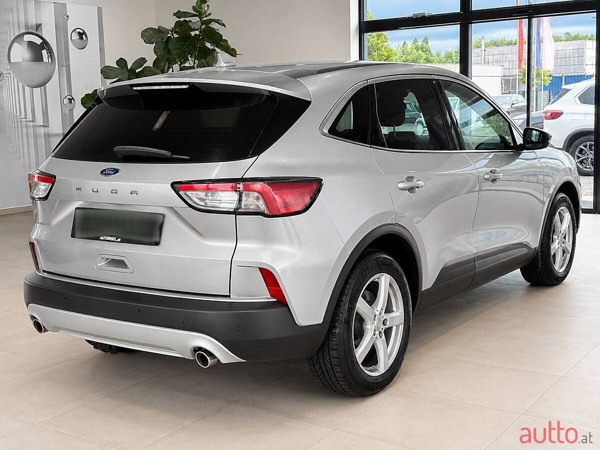 2021' Ford Kuga photo #3