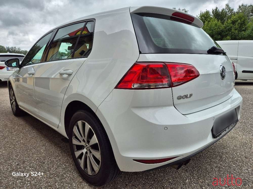 2013' Volkswagen Golf photo #4