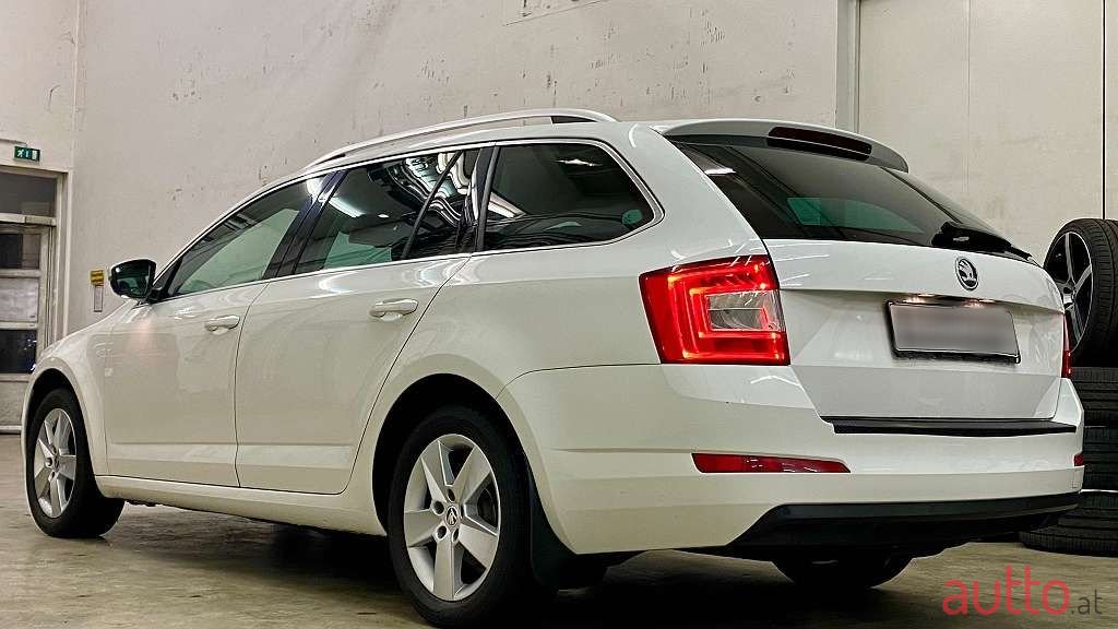 2014' Skoda Octavia photo #5