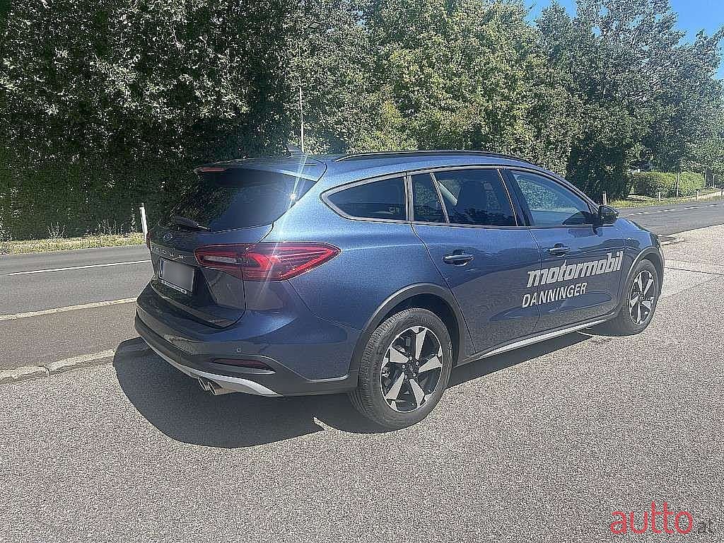 2024' Ford Focus photo #4