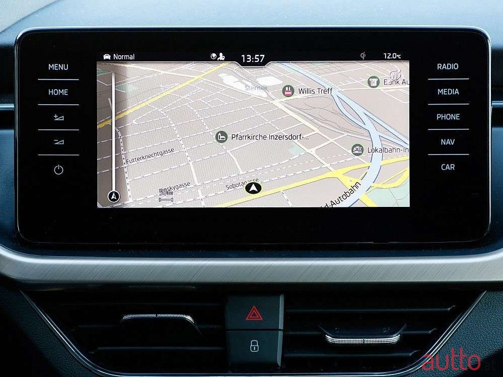 2020' Skoda Scala photo #3