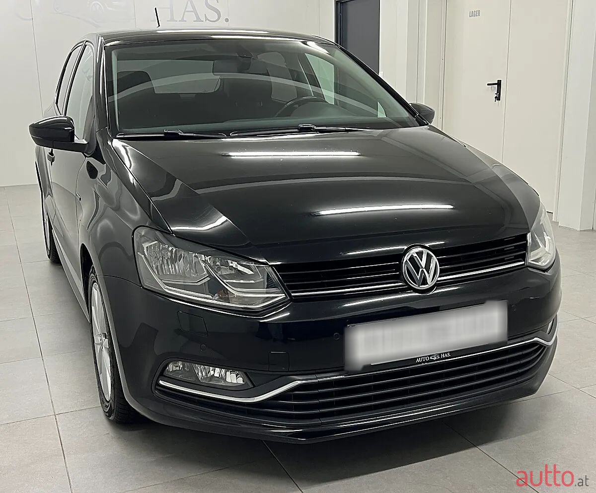 2015' Volkswagen Polo photo #1