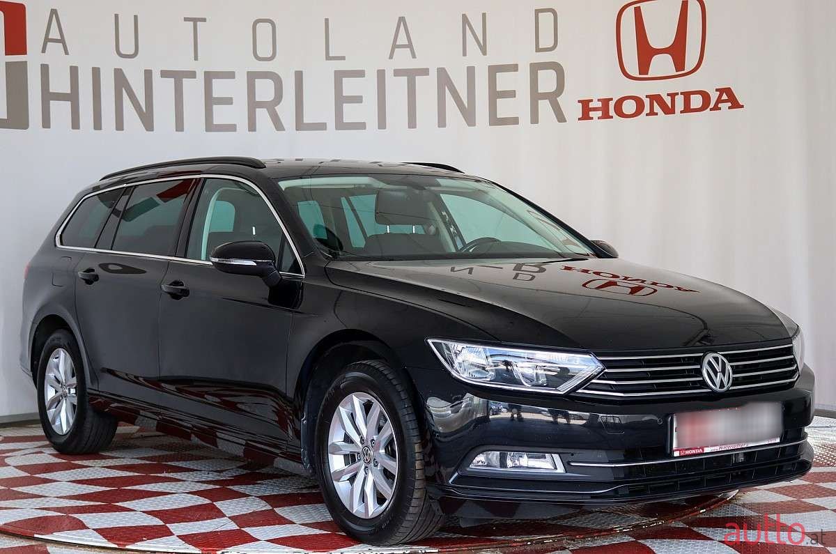 2019' Volkswagen Passat photo #6
