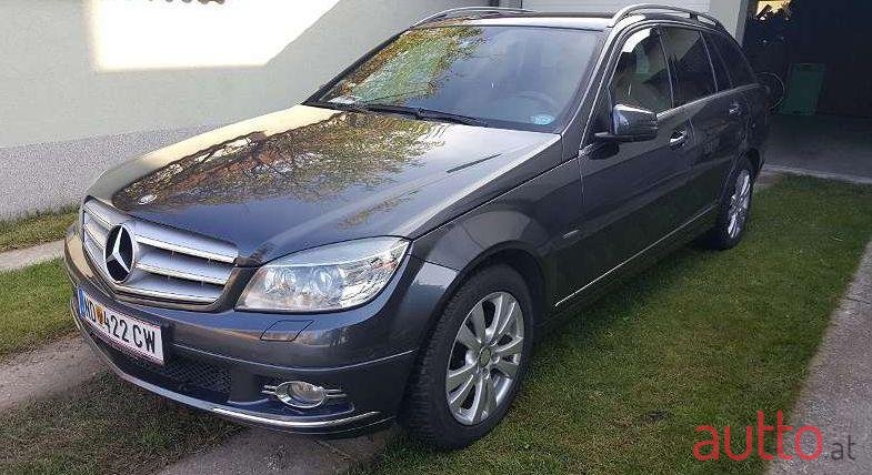 2009' Mercedes-Benz C-Klasse photo #1