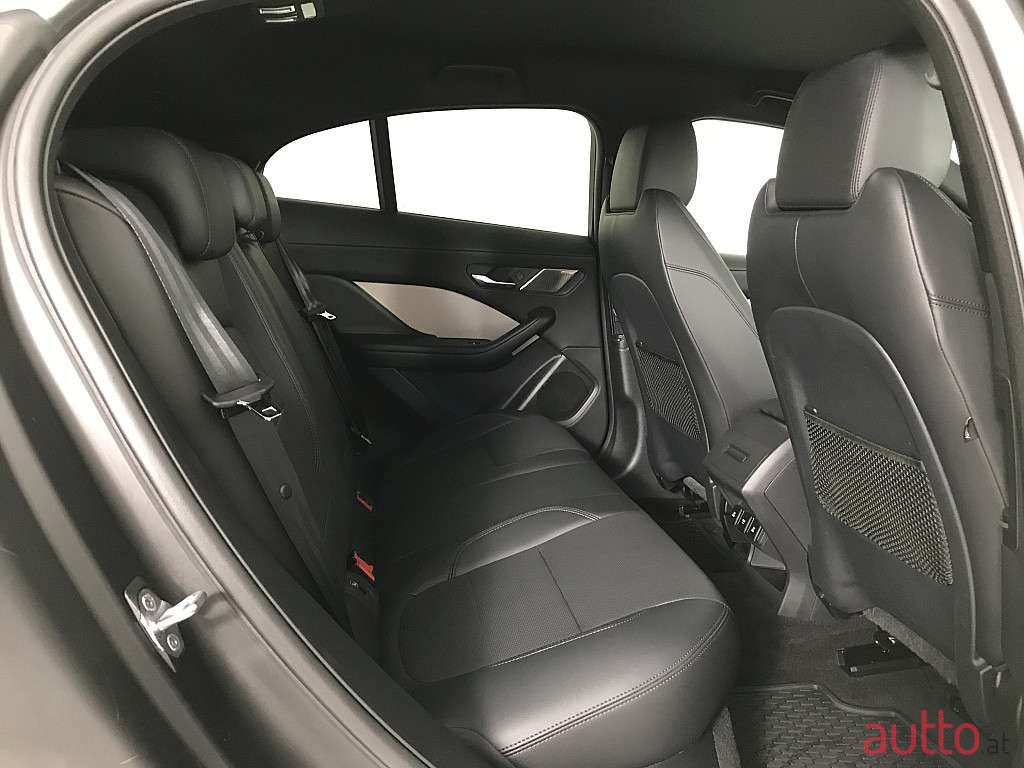 2020' Jaguar I-Pace photo #5