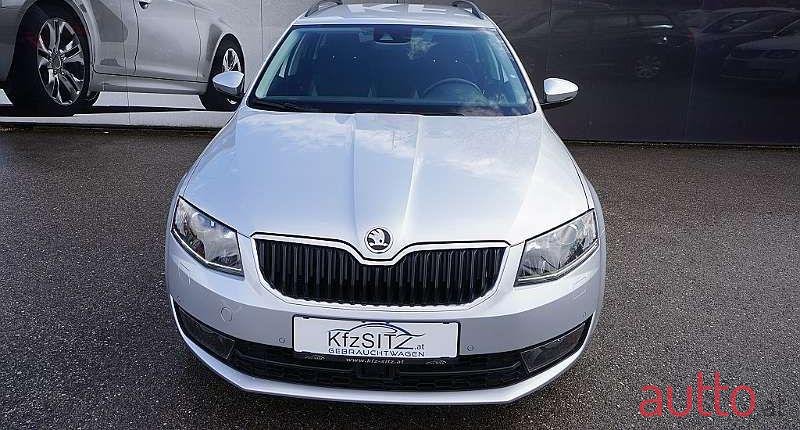 2016' Skoda Octavia photo #2