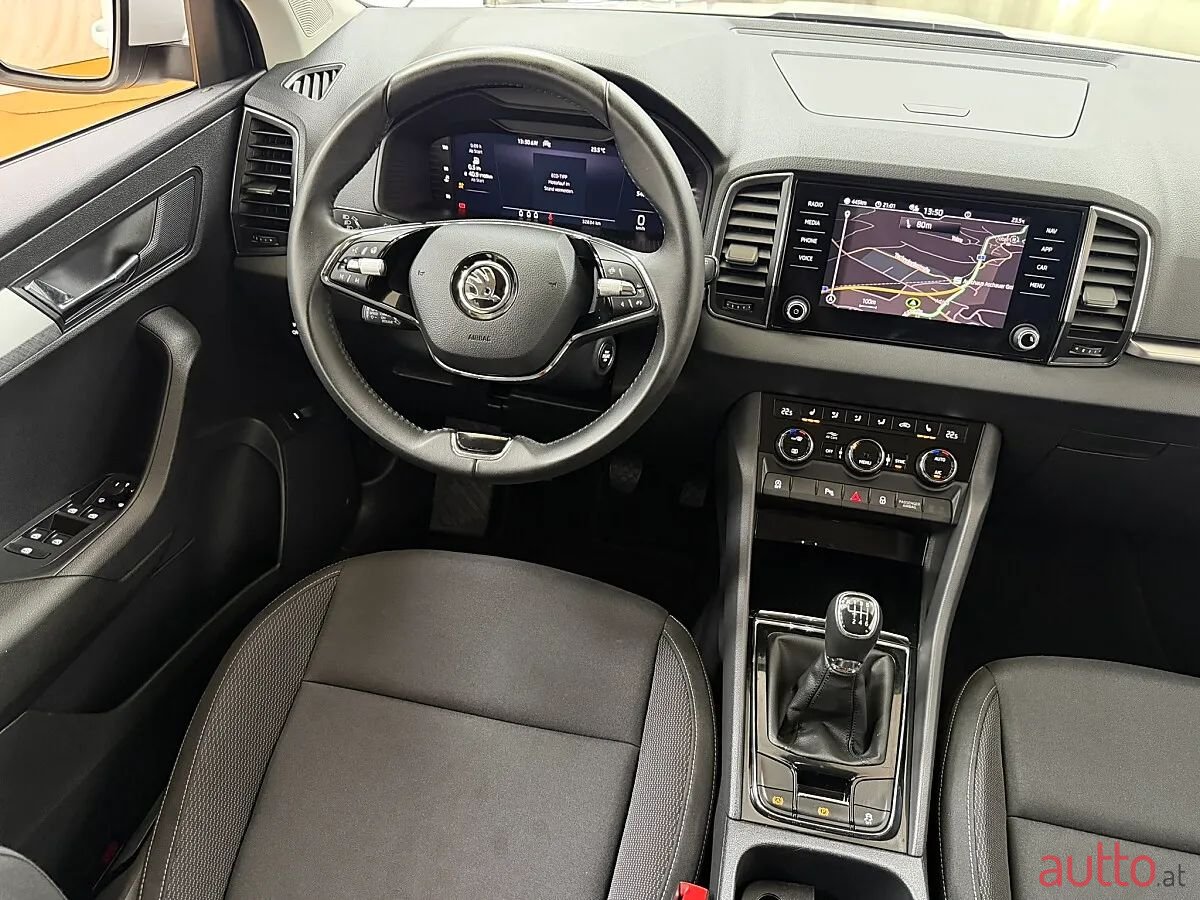2024' Skoda Karoq photo #2