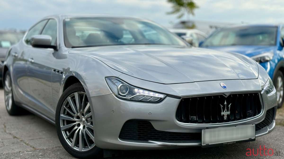 2014' Maserati Ghibli photo #3