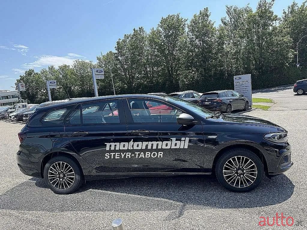 2024' Fiat Tipo photo #3