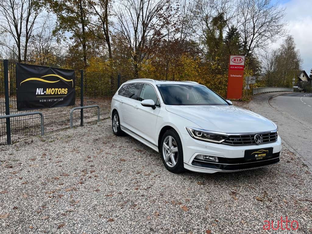 2016' Volkswagen Passat photo #2