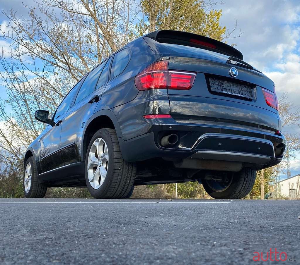 2012' BMW X5 photo #1