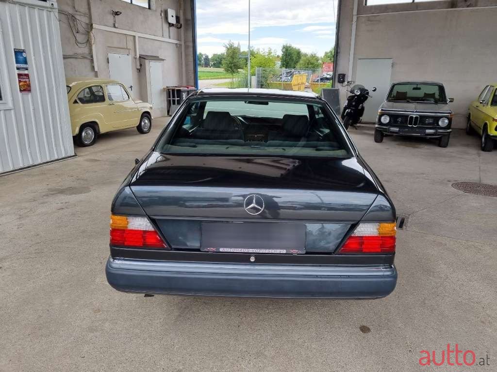 1991' Mercedes-Benz E-Klasse photo #6