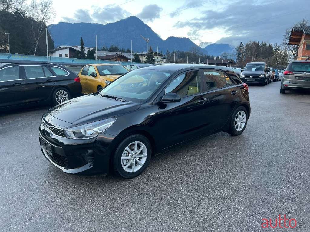 2018' Kia Rio photo #1