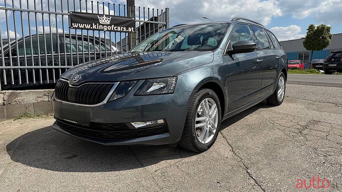 2019' Skoda Octavia photo #1
