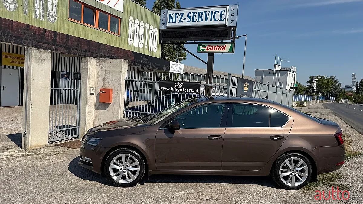 2018' Skoda Octavia photo #2