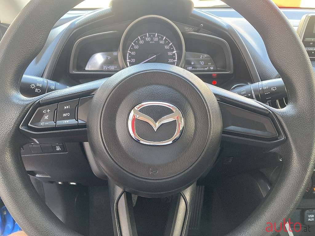 2019' Mazda Mazda2 photo #6