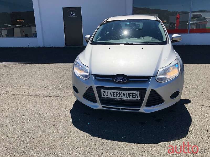 2013' Ford Focus photo #3