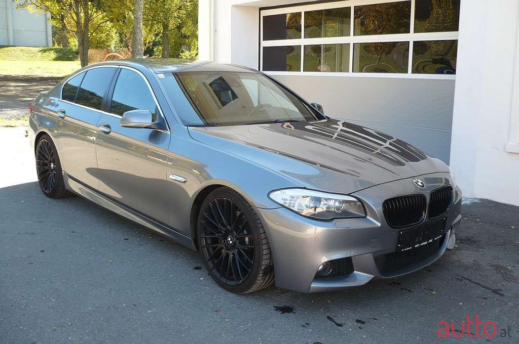 2011' BMW 5Er-Reihe photo #1