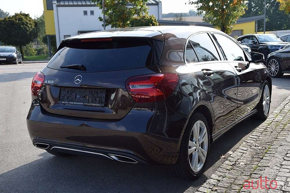 2016' Mercedes-Benz A-Klasse photo #3