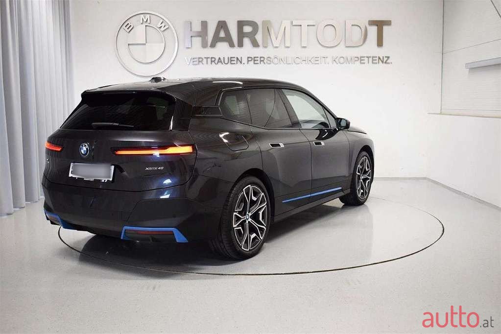 2021' BMW iX photo #4