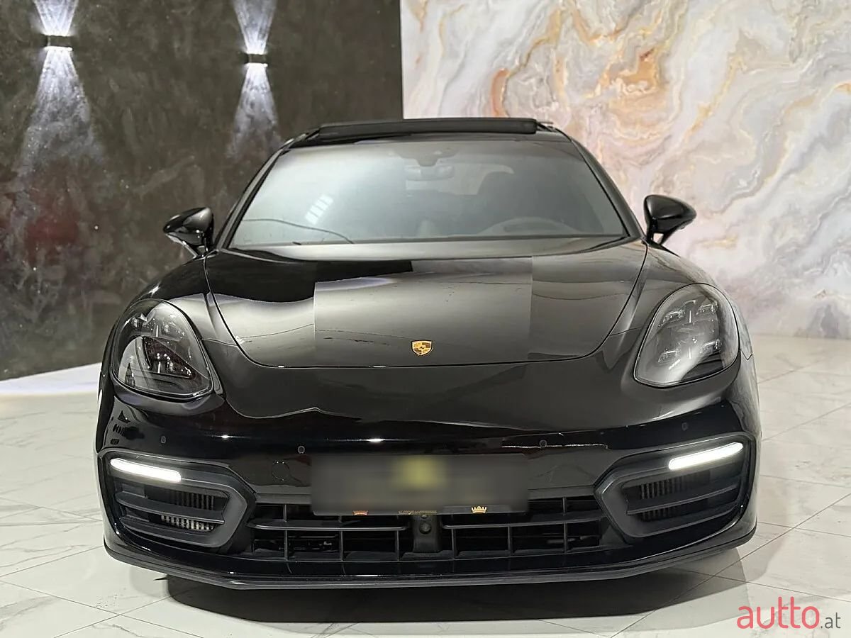 2021' Porsche Panamera photo #4