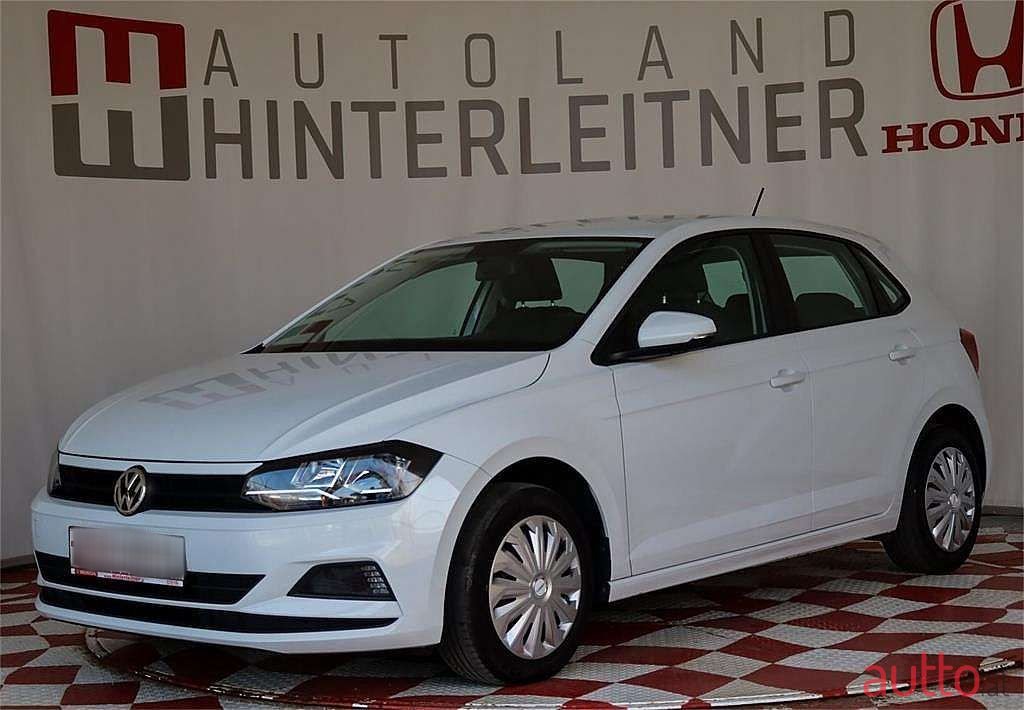2019' Volkswagen Polo photo #1