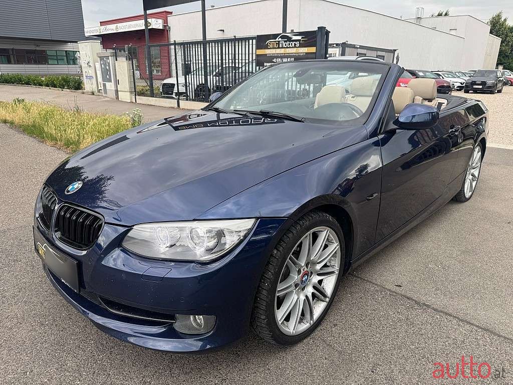 2011' BMW 3Er-Reihe photo #2