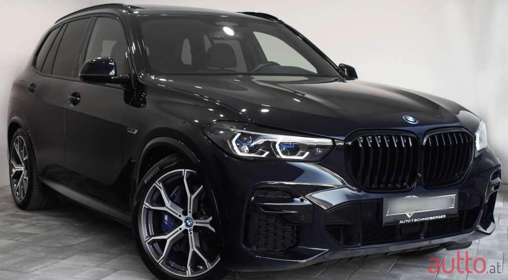 2022' BMW X5 photo #3