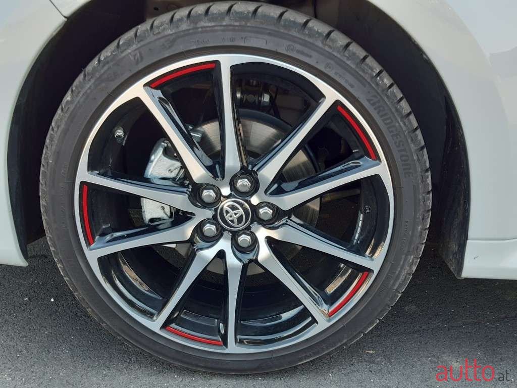 2024' Toyota Yaris photo #5