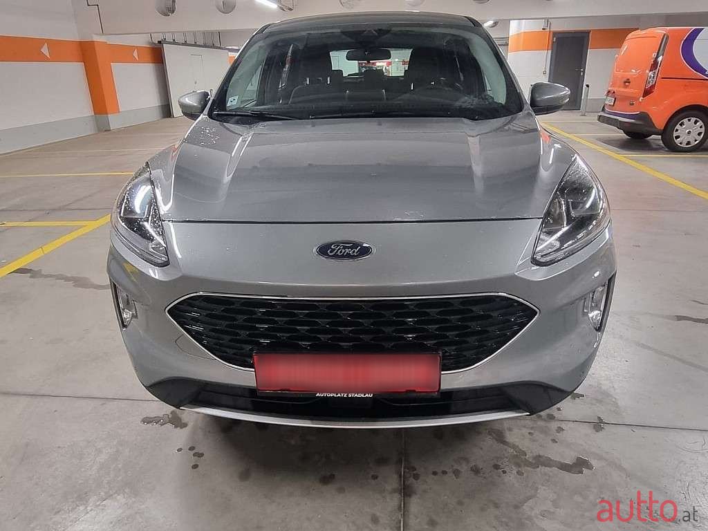 2022' Ford Kuga photo #3