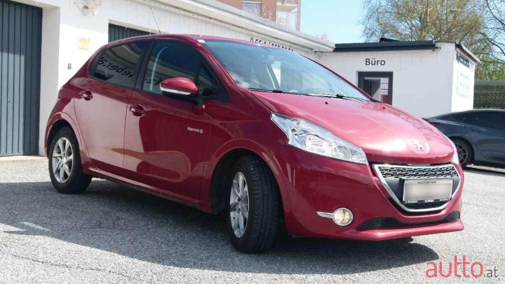 2014' Peugeot 208 photo #4