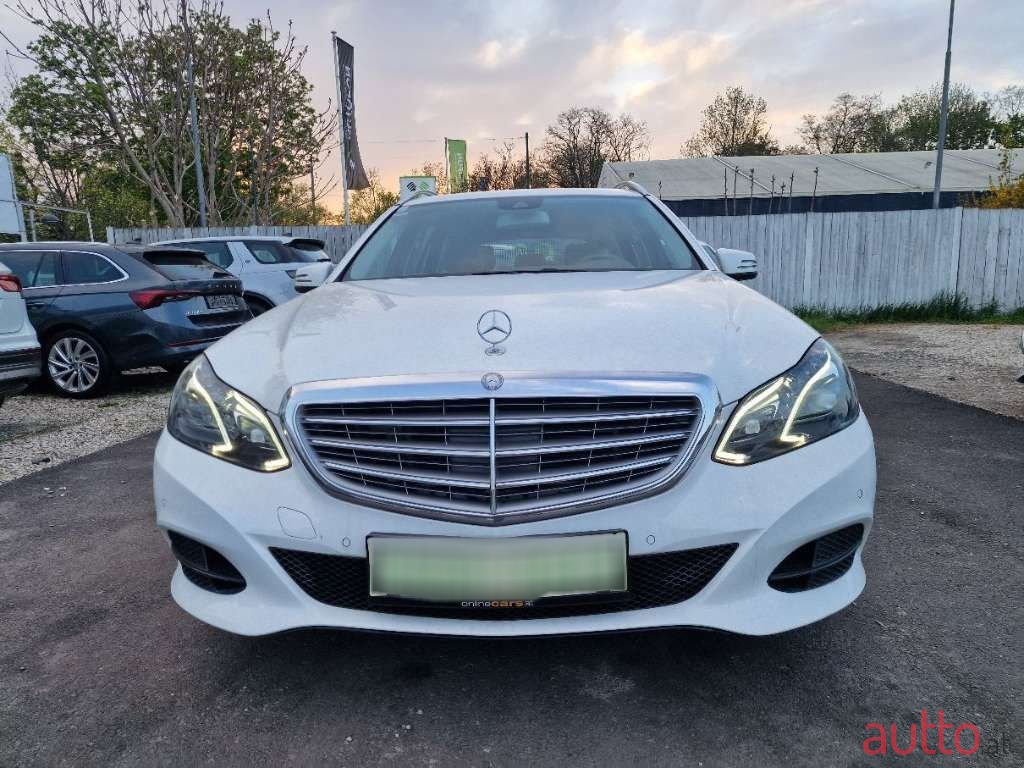 2015' Mercedes-Benz E-Klasse photo #3