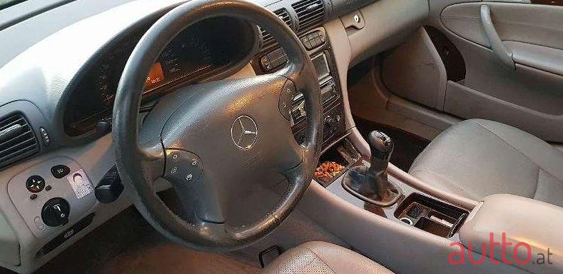 2001' Mercedes-Benz C-Klasse photo #1
