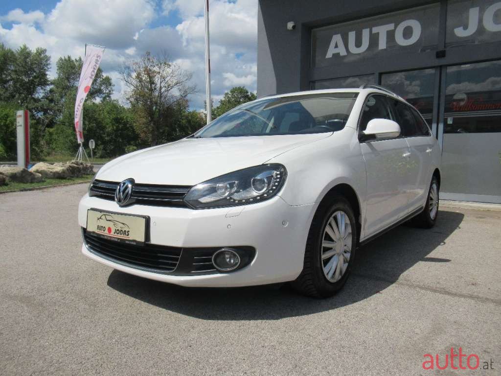 2012' Volkswagen Golf photo #3