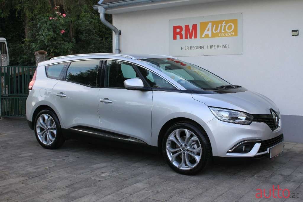 2017' Renault Scenic photo #3
