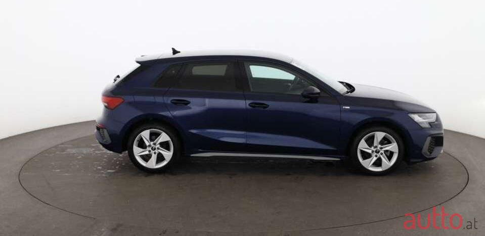 2023' Audi A3 photo #2