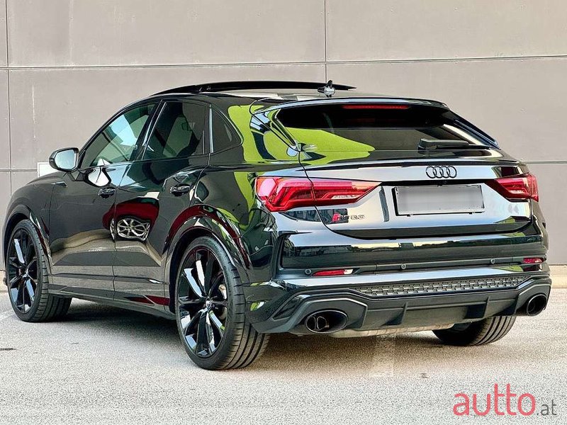 2020' Audi Q3 photo #6