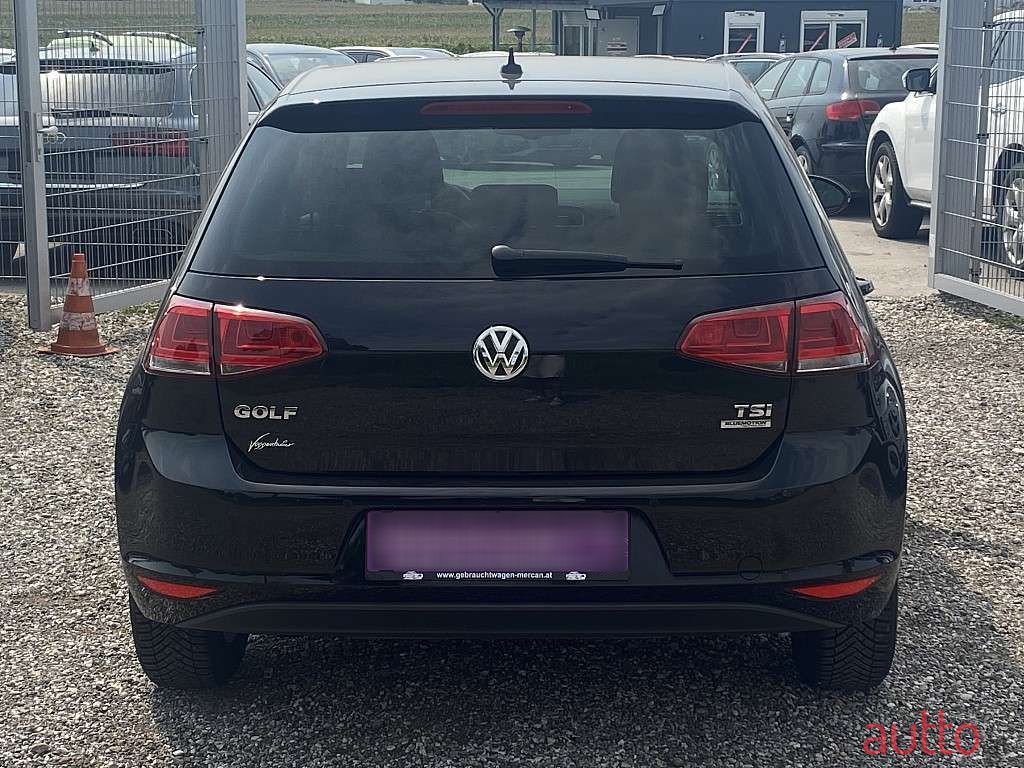 2013' Volkswagen Golf photo #5