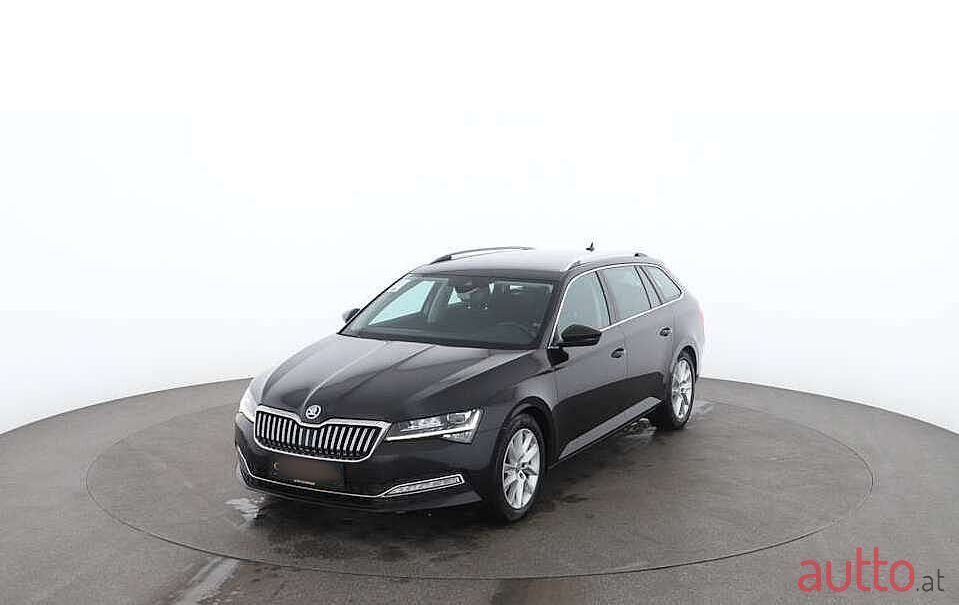 2020' Skoda Superb photo #1