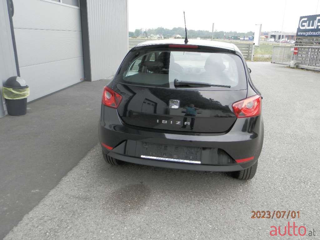 2012' SEAT Ibiza photo #5
