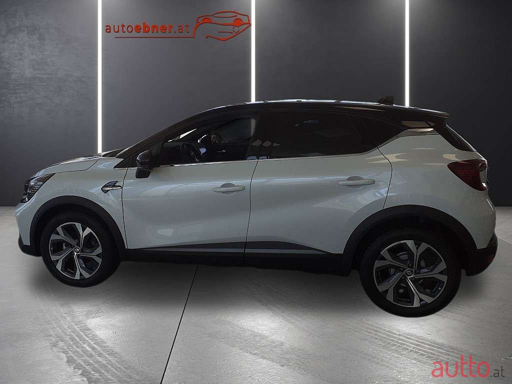 2021' Renault Captur photo #5