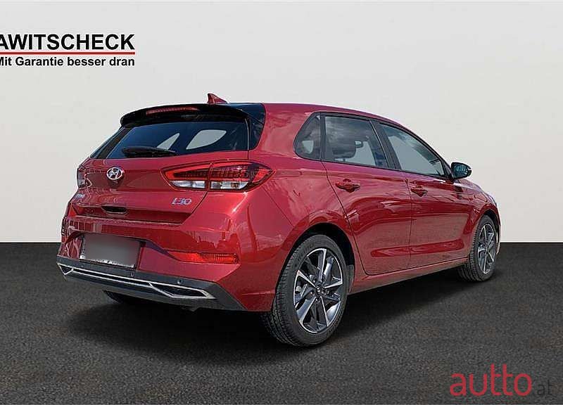 2022' Hyundai i30 photo #4