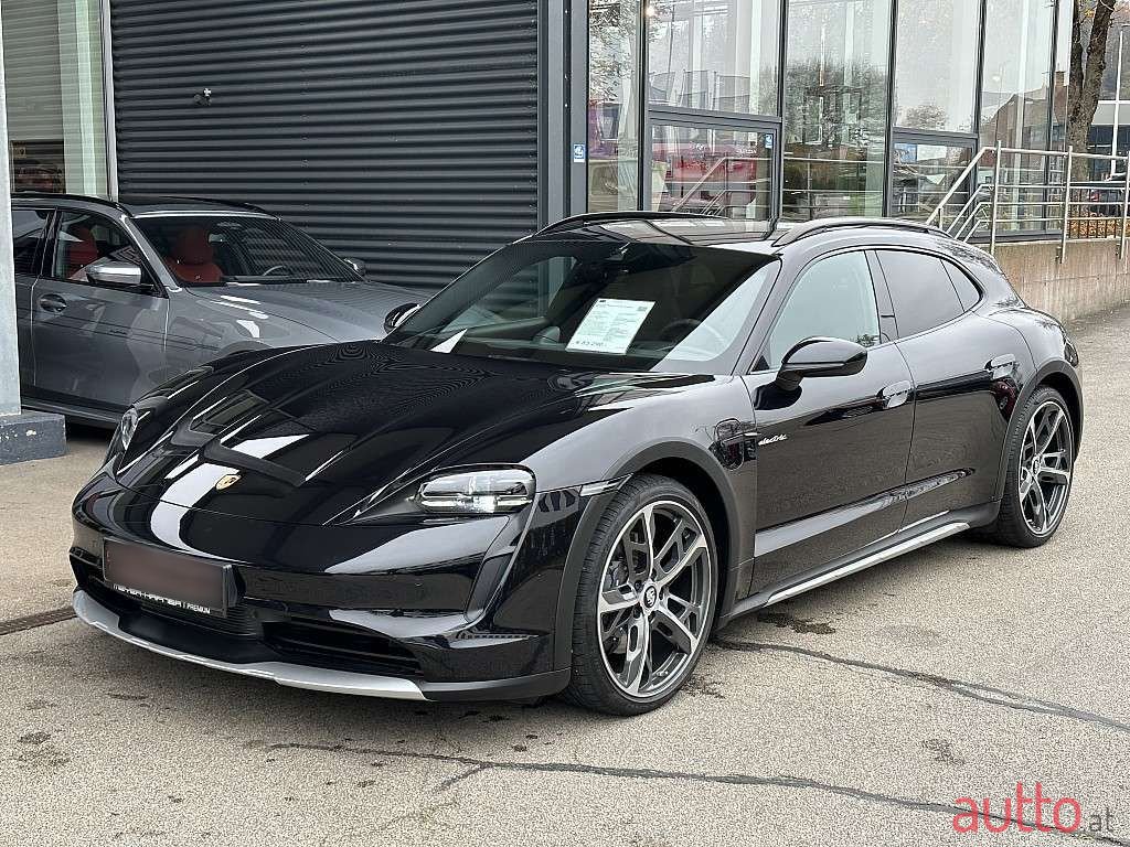 2023' Porsche Taycan photo #1