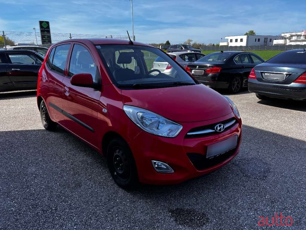 2012' Hyundai i10 photo #3