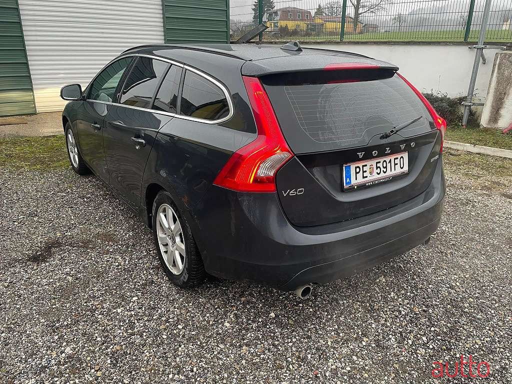 2014' Volvo V60 photo #3