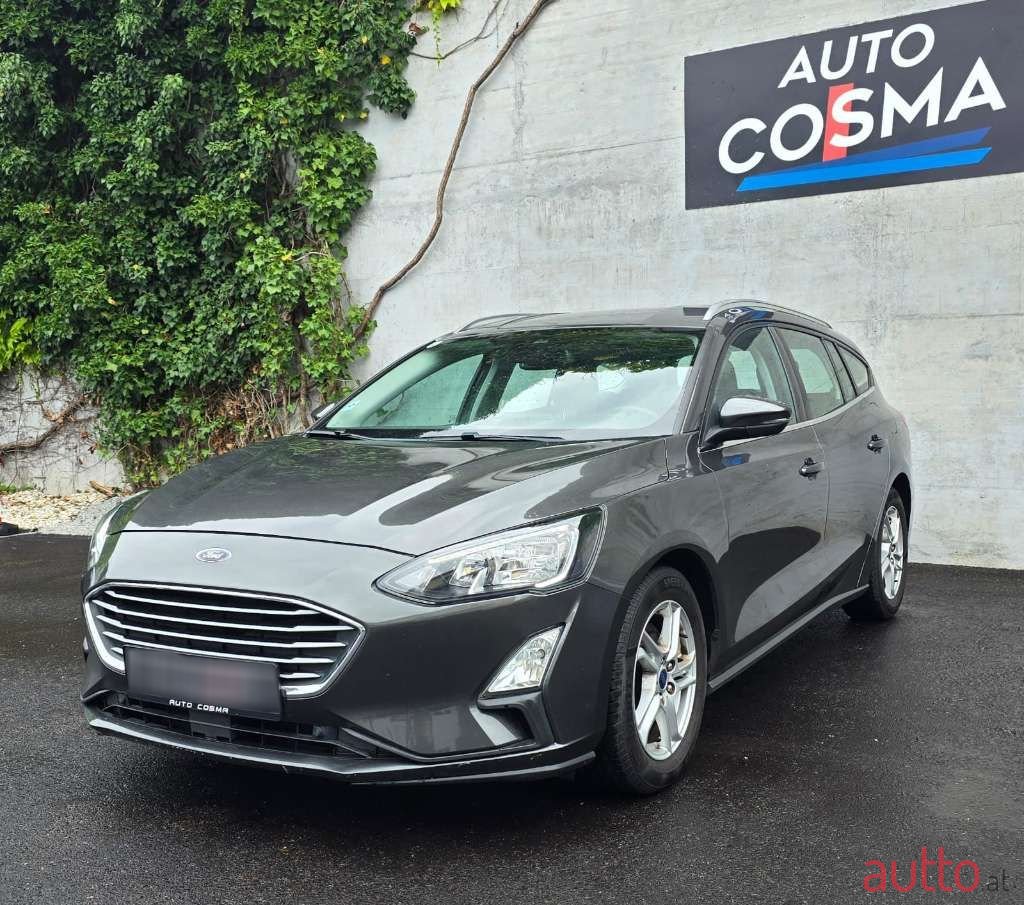 2020' Ford Focus photo #1