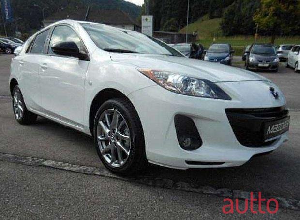 2014' Mazda Mazda3 photo #1